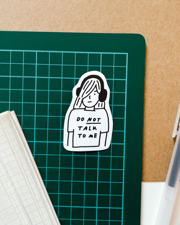 Wlepka Do not talk to me