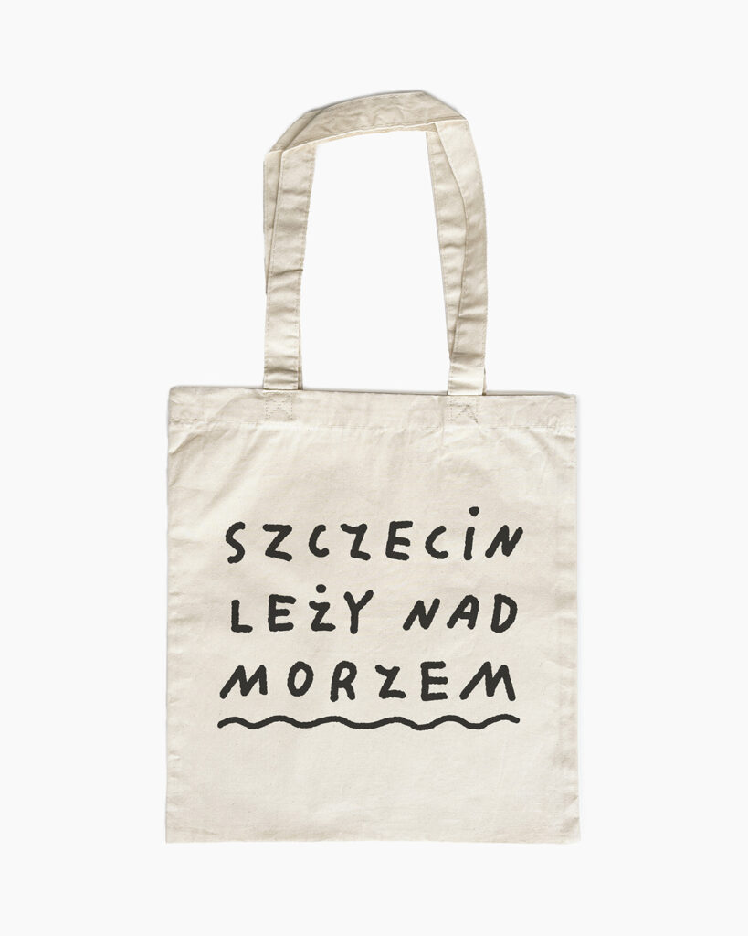 Torba Szczecin leży nad morzem